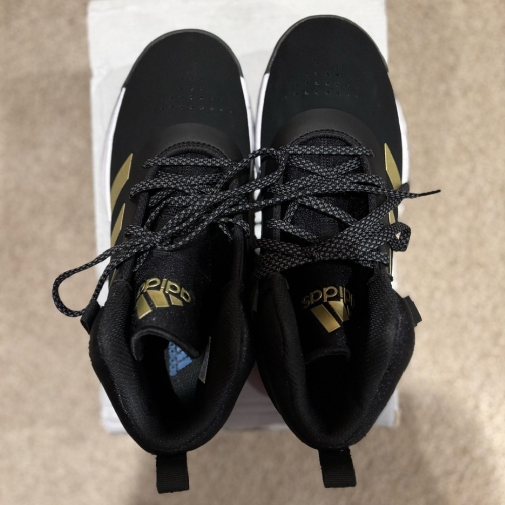 Adidas Kid's Black and Gold Athletic Shoes - Picture 7 of 7